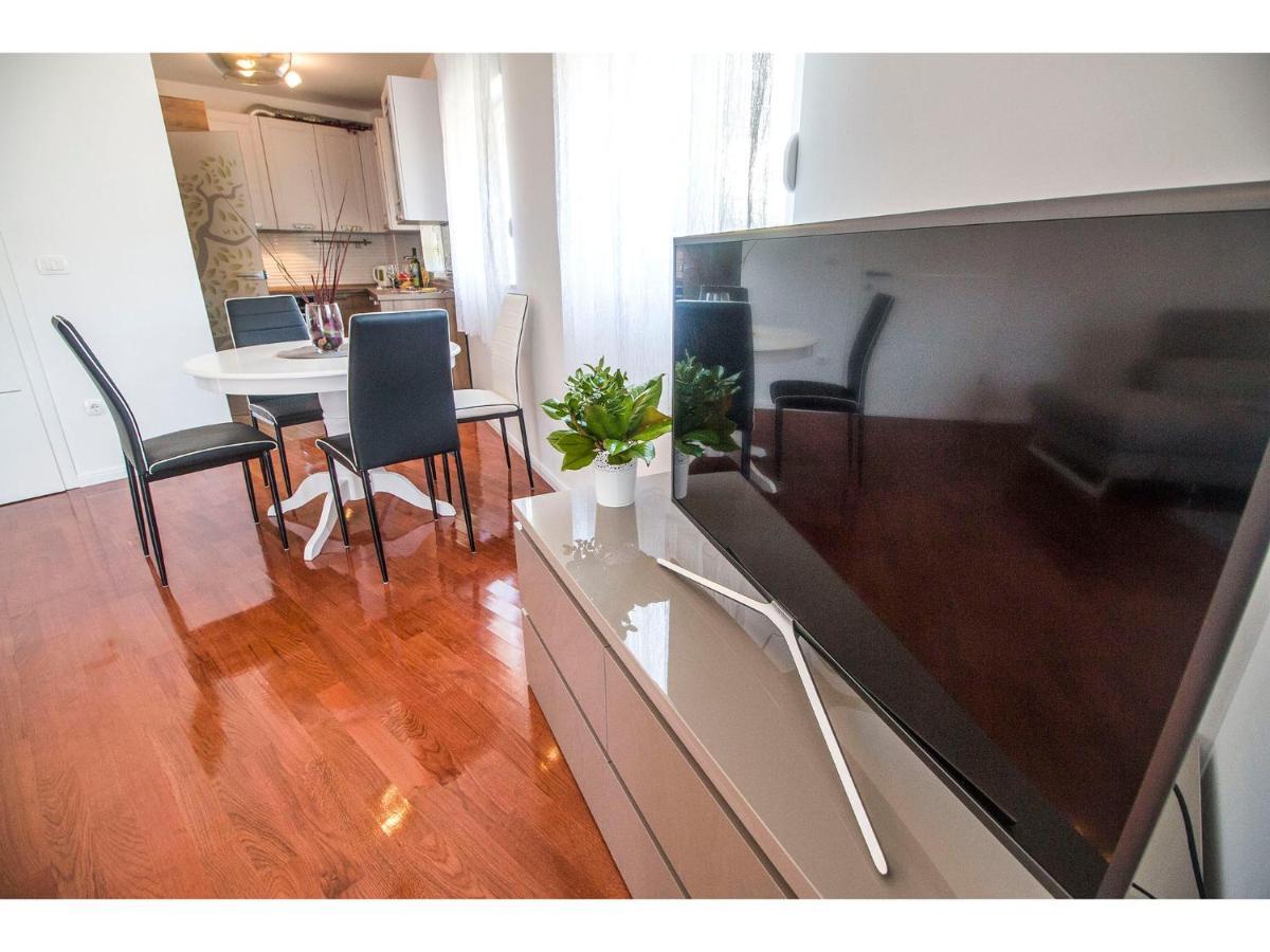 Olive Tree Apartman Podstrana Kültér fotó