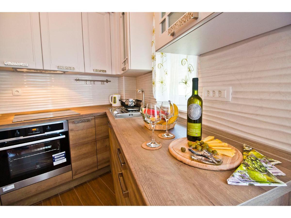 Olive Tree Apartman Podstrana Kültér fotó